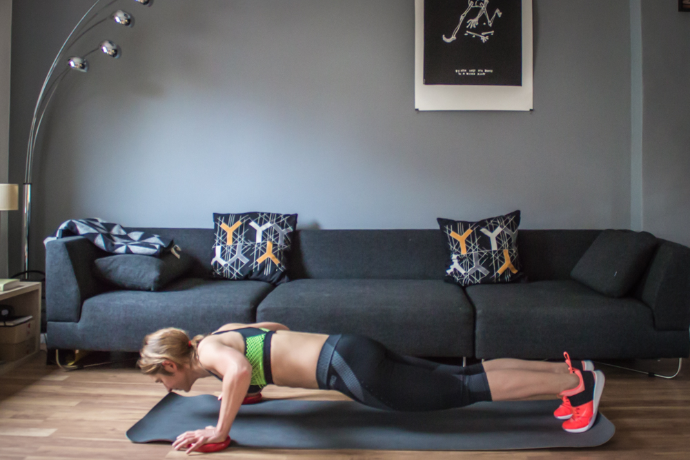 Liegestütz mit Rudern - HIIT Trainingsplan