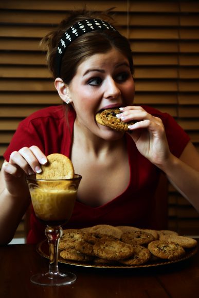 Mit Binge Eating und "Ausrutschern" in der Diät smart umgehen - Anleitung