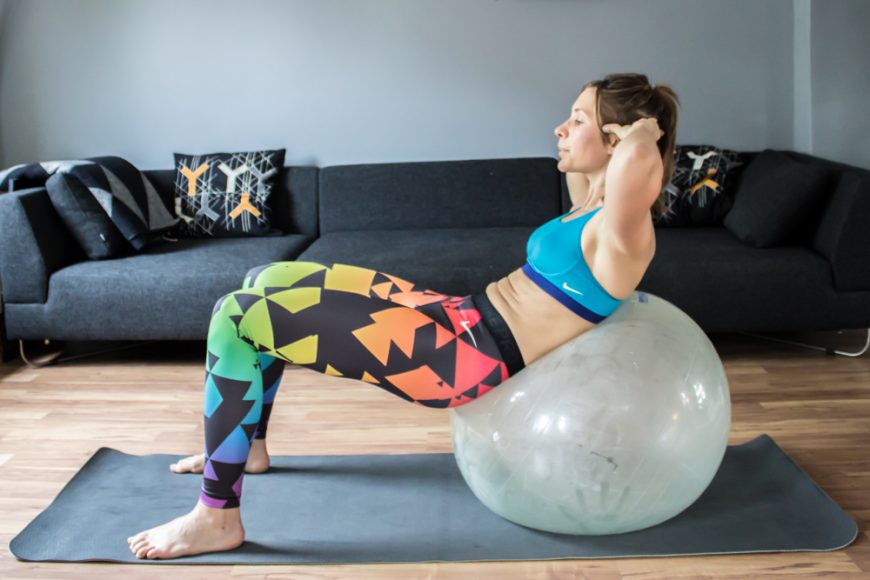 Bauchmuskeltraining für zu Hause - 70 Bauchübungen für Frauen