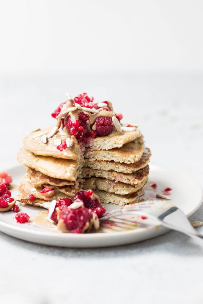 Peanut Butter Protein Pancakes Rezept - Photo by Alison Marras on Unsplash