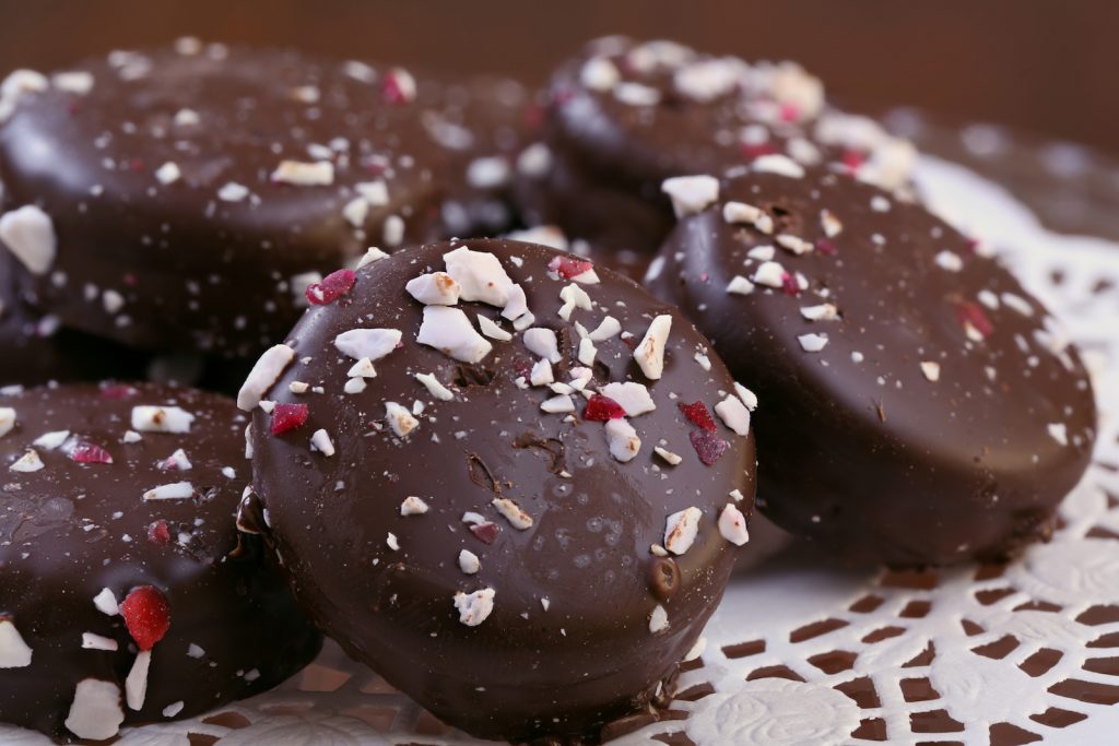 Schokoladen Pfefferminz Kekse als Low Carb Weihnachtsplätzchen