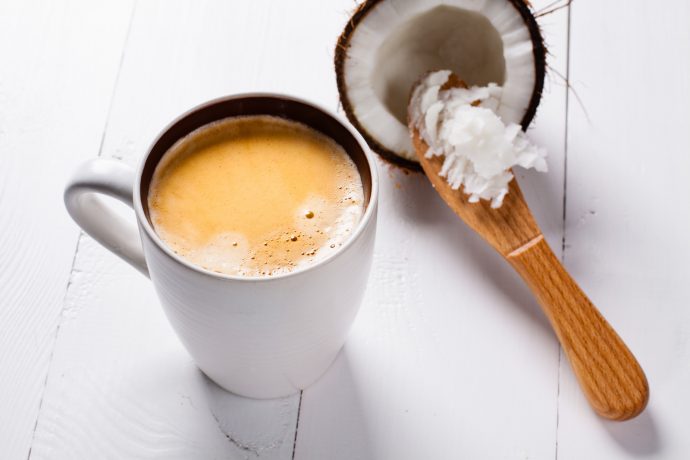 Bulletproof Coffee Wirkung, Vorteile + 5 neue Rezepte des Butterkaffees